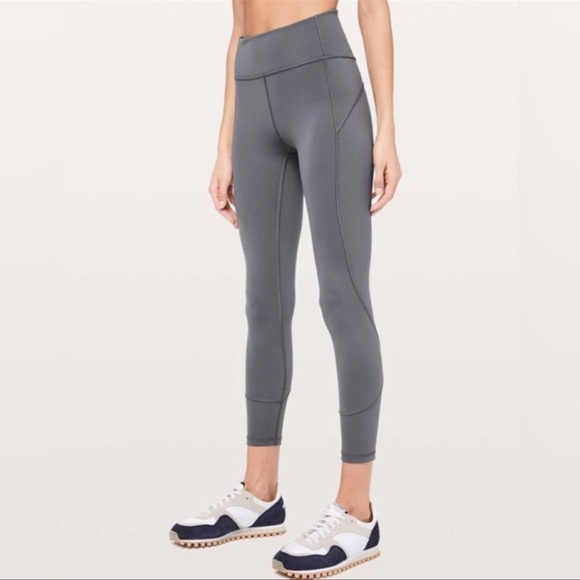 Lululemon In Movement 7/8 Leggings Everlux Fabric Deep Gray Size 2 Women’s - Picture 1 of 7